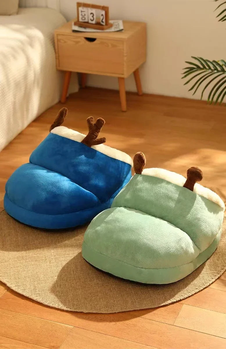 CosySlipper Pet Bed – Warm Washable Bed for Dogs & Cats