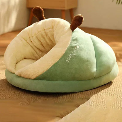 CosySlipper Pet Bed – Warm Washable Bed for Dogs & Cats