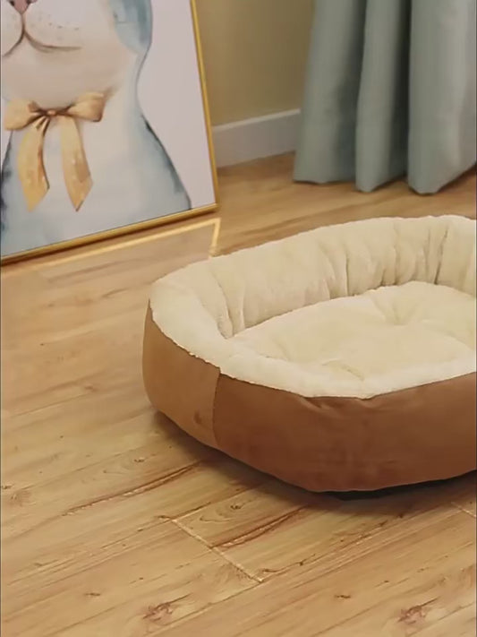 Cosy Plush Pet Bed – Warm Calming Nest for Cats & Dogs